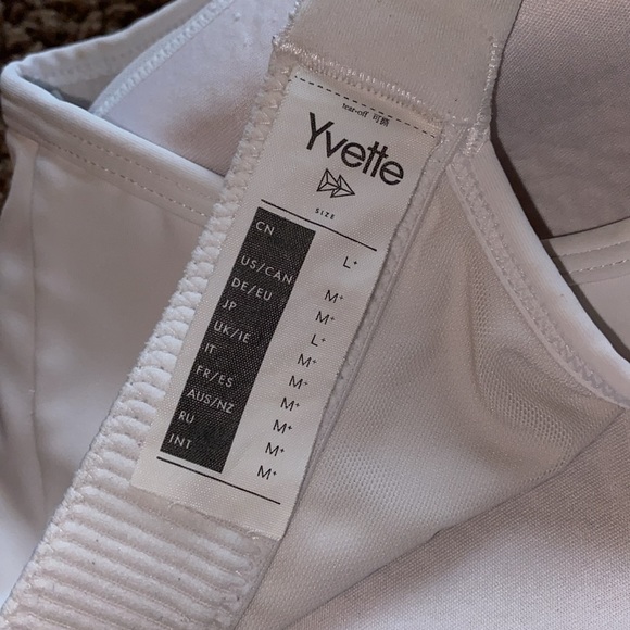 Yvette Criss Cross Adjustable Strap Sports Bra - Picture 8 of 9